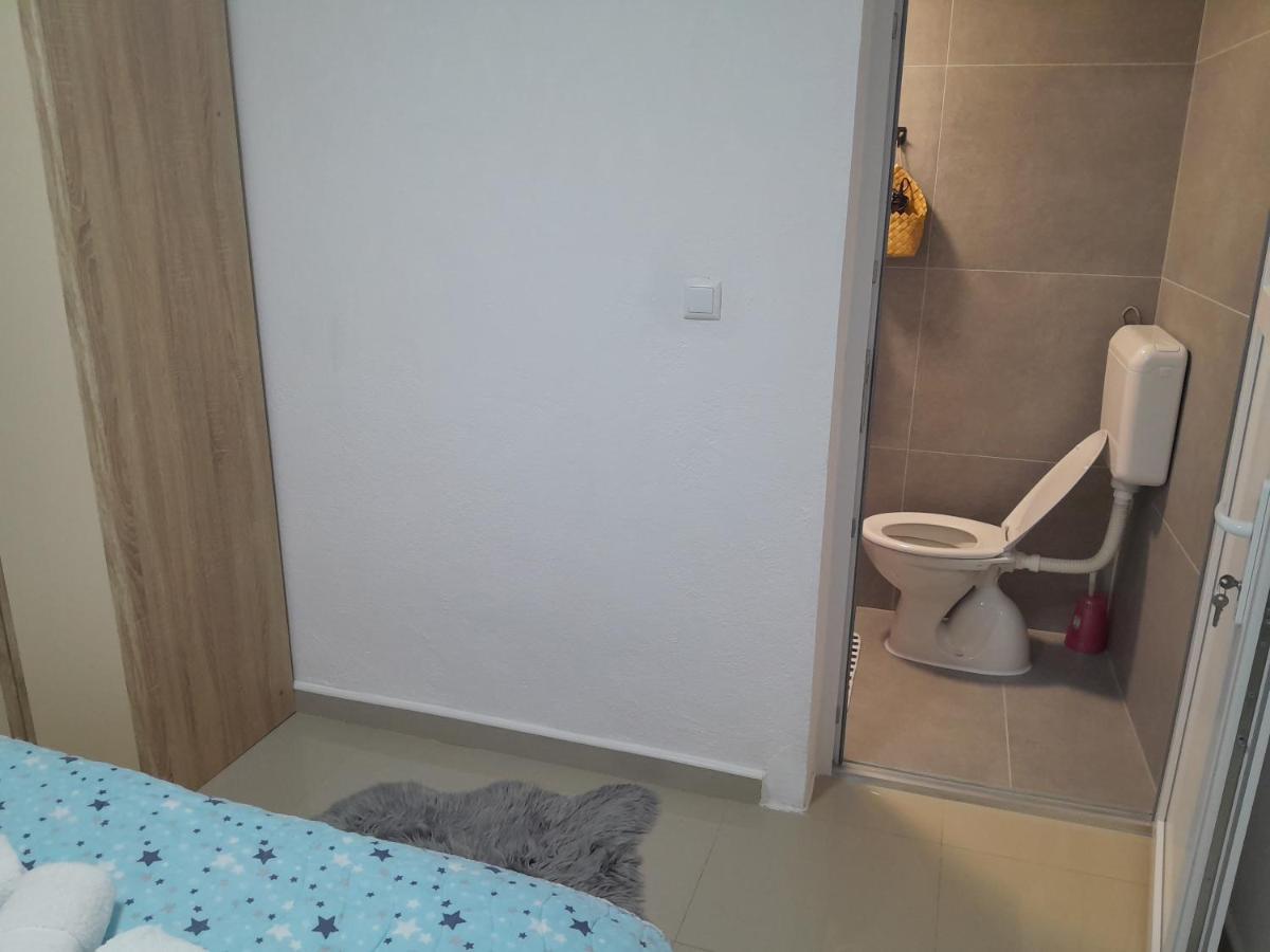 Apartmani Bet Gradacac 1 Maj Broj 24 Buitenkant foto